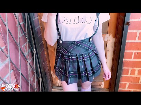 ❤️ Učenica duboko siše kurac i jebe umjesto nastave. ❌ Porno video na hr.oldsex.ru ☑